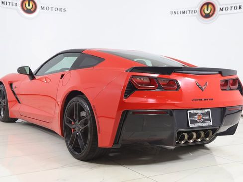Used 2016 Chevrolet Corvette Stingray Coupe w/ 2LT Preferred Equipment Group RWD image 4