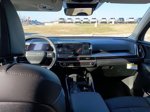 New 2026 Kia Sorento S image 10