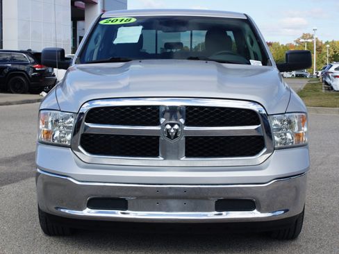 Used 2018 RAM 1500 Classic SLT image 14