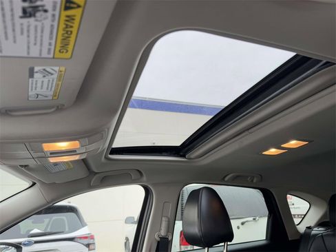 Used 2017 MAZDA CX-5 Touring w/ Preferred Equipment Package image 17