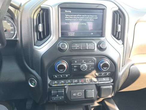 Used 2021 Chevrolet Silverado 1500 LTZ w/ LTZ Premium Package AWD/4WD image 17