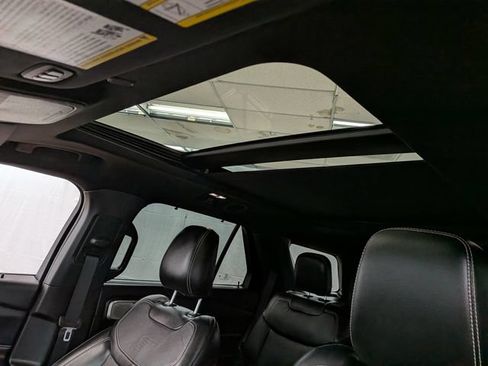 Certified 2022 Ford Explorer ST w/ Equipment Group 401A AWD/4WD image 17