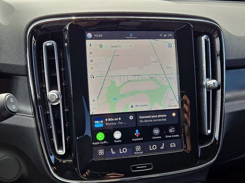Certified 2023 Volvo XC40 Recharge Core AWD/4WD image 27