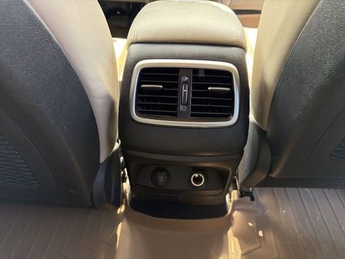 Used 2016 Kia Sorento EX image 22