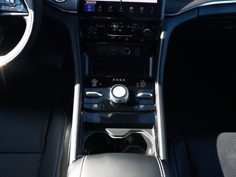 New 2025 Jeep Grand Cherokee Overland image 25