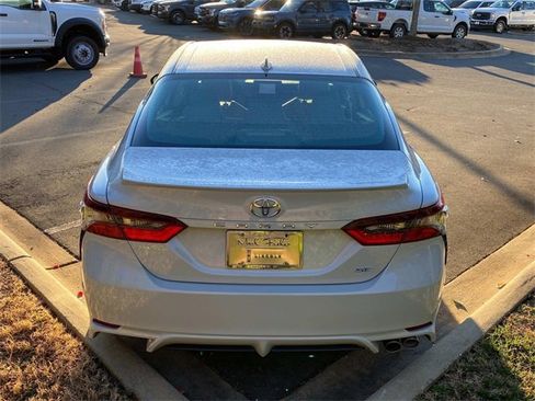 Used 2023 Toyota Camry SE image 30