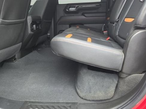 Used 2025 GMC Sierra 2500 AT4 w/ Technology Package image 25