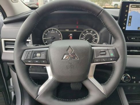 New 2026 Mitsubishi Outlander Trail Edition image 35