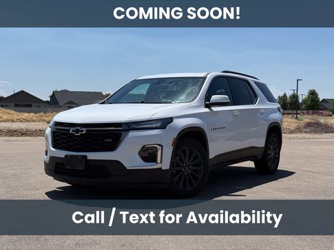 Used 2023 Chevrolet Traverse RS AWD/4WD image 3