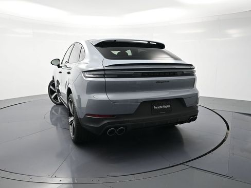 Used 2026 Porsche Cayenne Coupe AWD/4WD image 27