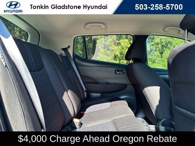 Used 2025 Nissan Leaf S FWD image 18