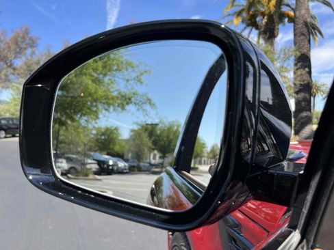 Used 2019 Land Rover Range Rover Sport HSE Dynamic image 12