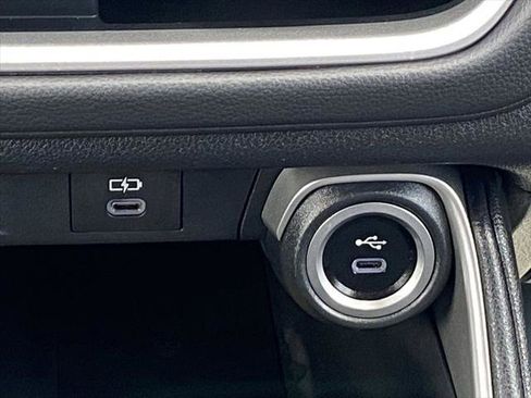 Certified 2024 Toyota Grand Highlander FWD image 33