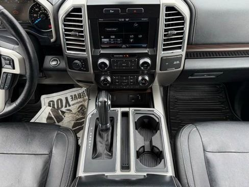 Used 2015 Ford F150 Lariat w/ Equipment Group 502A Luxury AWD/4WD image 25