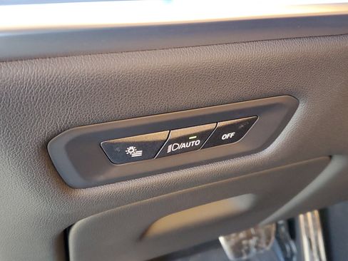 Certified 2024 BMW X6 M60i w/ Dynamic Handling Package image 11