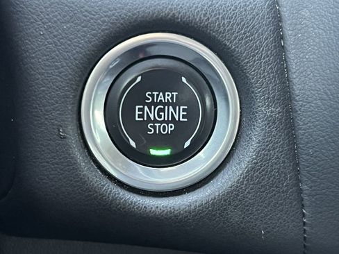 Used 2024 Chevrolet Suburban RST w/ Luxury Package image 27