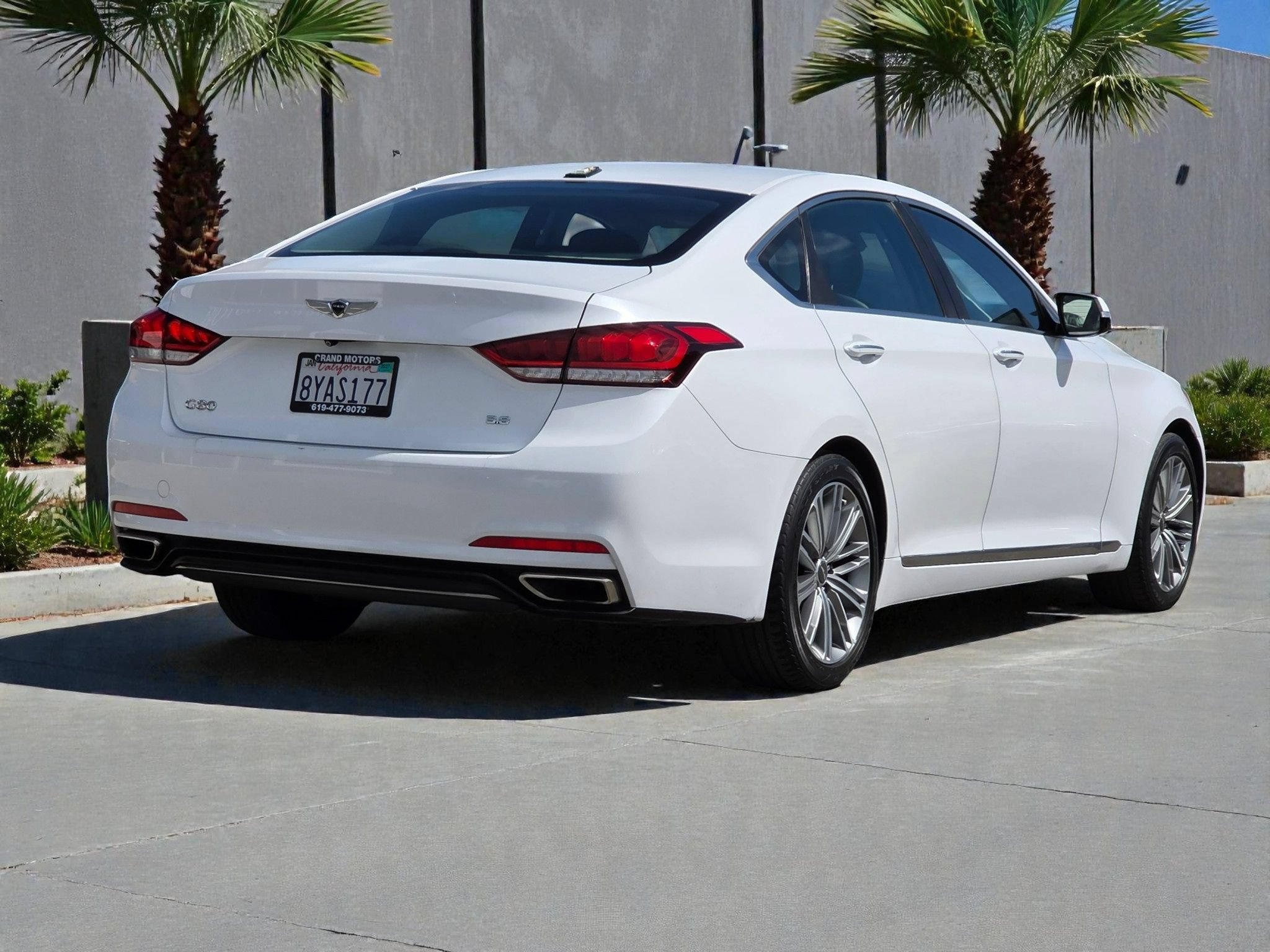 Used 2018 Genesis G80 3.8 RWD image 7
