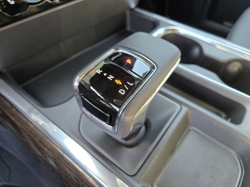 New 2025 GMC Sierra 1500 Elevation w/ Elevation Premium Package image 13