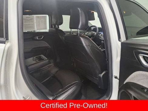 Used 2024 Jeep Compass Latitude image 29