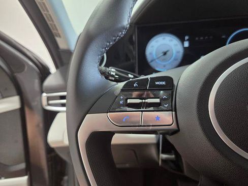 New 2026 Hyundai Elantra Limited FWD image 23