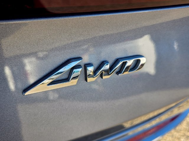 Used 2024 Genesis GV80 2.5T AWD/4WD image 13