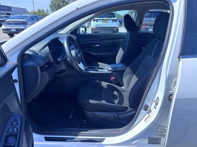 Used 2024 Nissan Sentra SV w/ Trunk Package FWD image 12