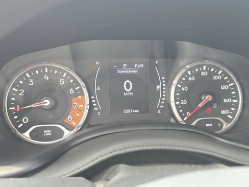 Used 2023 Jeep Renegade Latitude AWD/4WD image 25