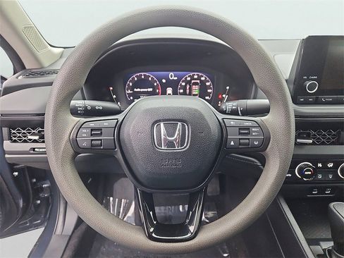 Certified 2023 Honda Accord EX image 25