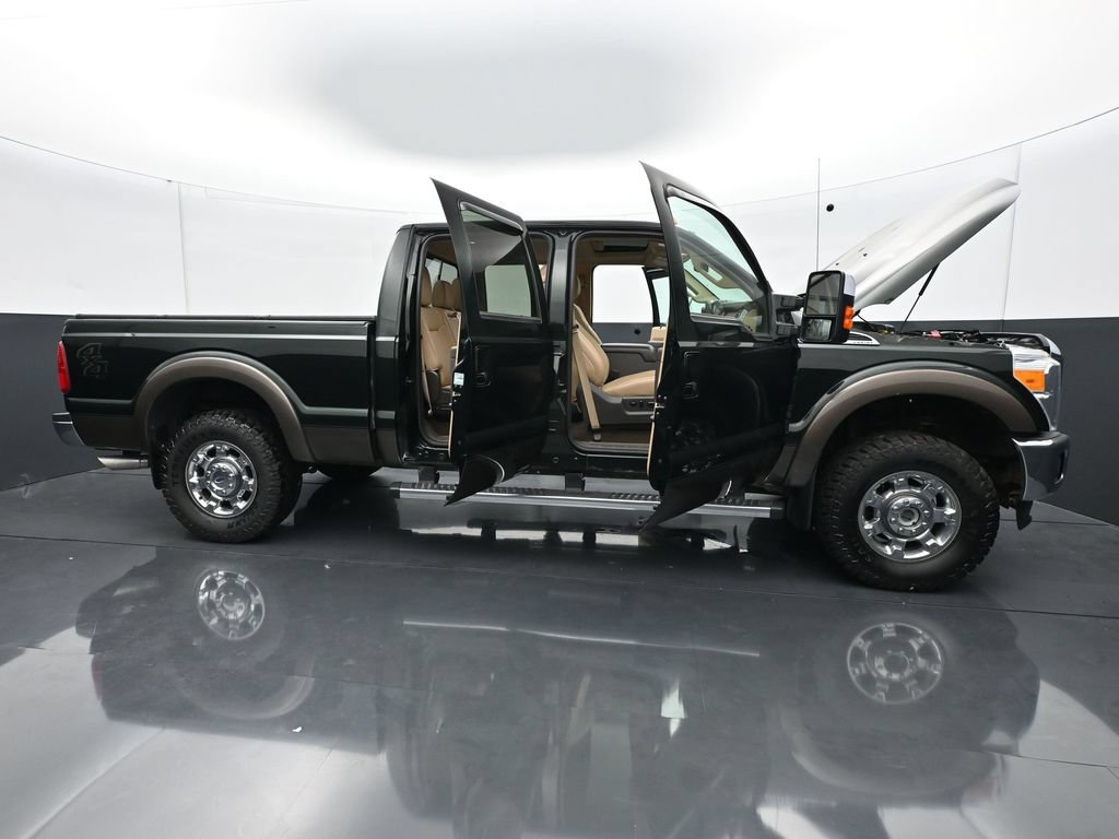 Used 2016 Ford F250 Lariat w/ Lariat Ultimate Package AWD/4WD image 33