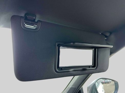 Used 2025 Honda Civic Sport image 31