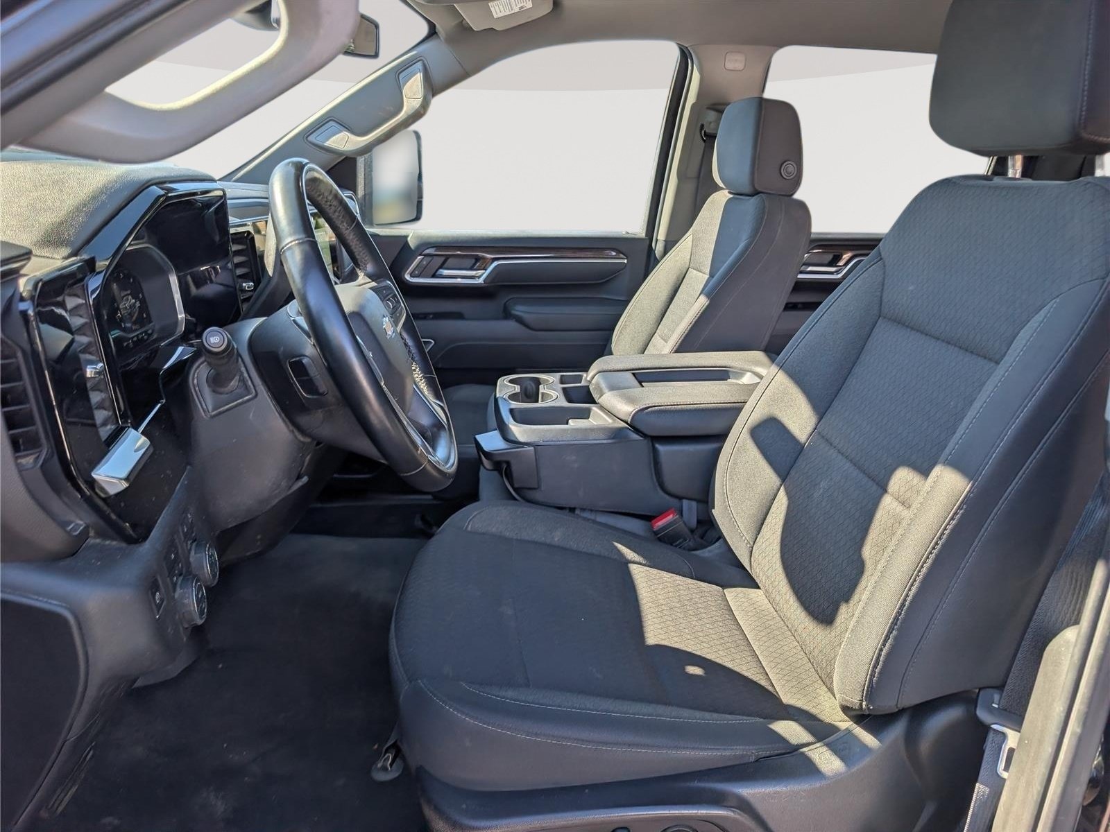 Used 2025 Chevrolet Silverado 3500 LT w/ Safety Package AWD/4WD image 15