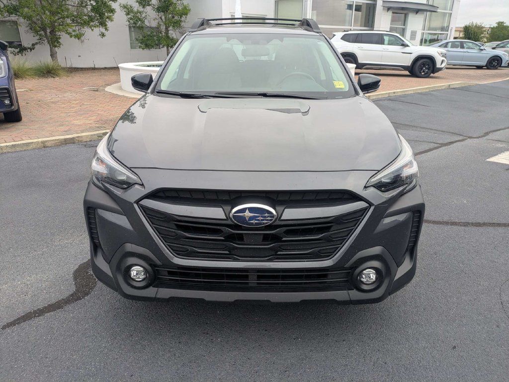 Certified 2025 Subaru Outback Premium AWD/4WD image 10
