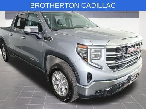 Used 2024 GMC Sierra 1500 SLT AWD/4WD image 9
