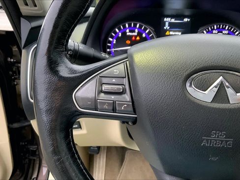 Used 2016 INFINITI Q50 Hybrid image 24