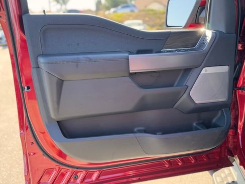 New 2025 Ford F150 Lightning Lariat image 15