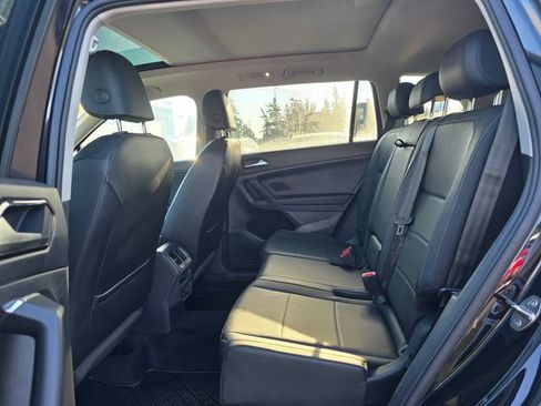Used 2018 Volkswagen Tiguan S AWD/4WD image 17