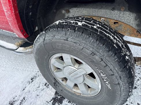 Used 2009 HUMMER H3 Luxury image 16