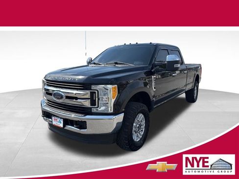 Used 2017 Ford F250 XLT AWD/4WD image 1