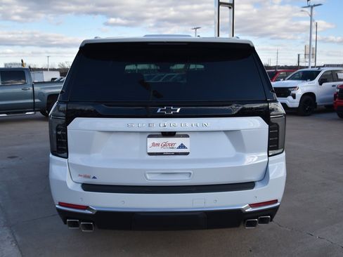 New 2026 Chevrolet Suburban High Country image 5