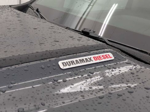 Used 2018 Chevrolet Colorado ZR2 image 11