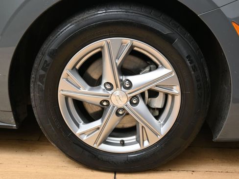 Used 2022 Hyundai Sonata SE w/ Cargo Package FWD image 14