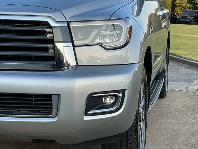 Used 2019 Toyota Sequoia Limited w/ Safety & Convenience Package AWD/4WD image 11