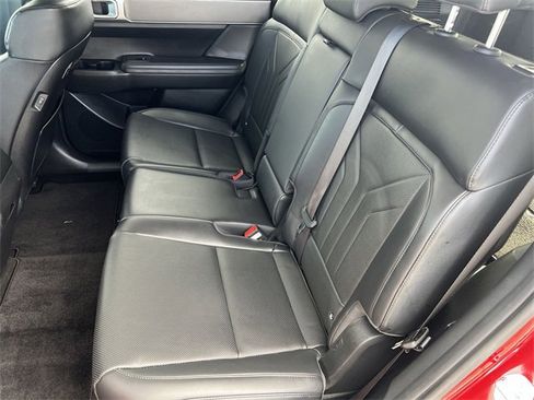 Used 2025 Hyundai Santa Fe SEL image 29