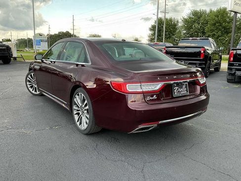 Used 2017 Lincoln Continental Select w/ Climate Package AWD/4WD image 4