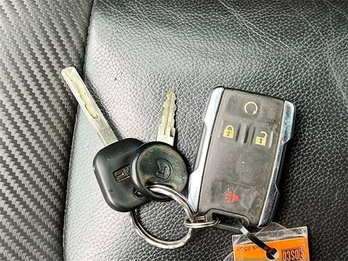 Used 2018 GMC Sierra 2500 SLT w/ Duramax Plus Package image 11