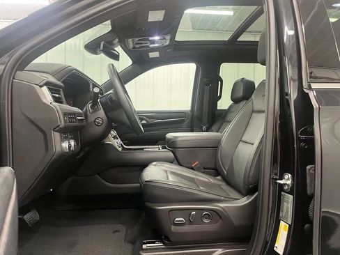 Used 2023 GMC Yukon Denali AWD/4WD image 12