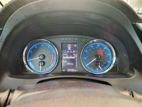 Used 2019 Toyota Corolla SE FWD image 14