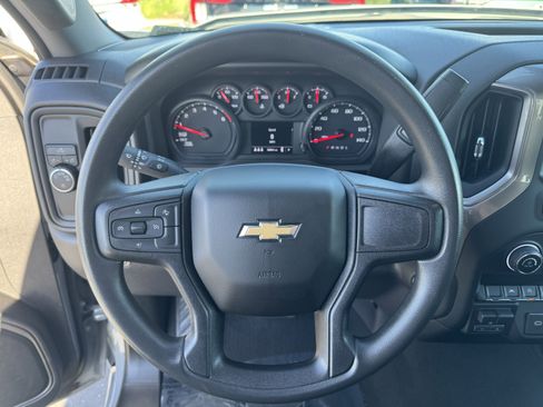 Used 2024 Chevrolet Silverado 1500 Custom w/ Turbomax Blackout Package image 20