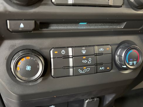 Used 2018 Ford F150 XL w/ Equipment Group 101A Mid AWD/4WD image 19