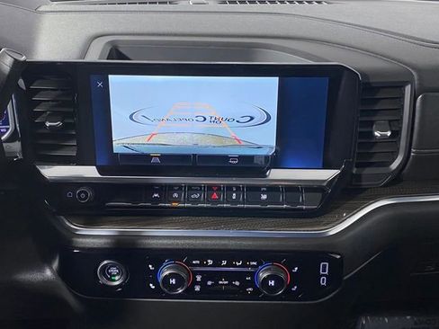 Used 2024 Chevrolet Silverado 1500 LT image 21